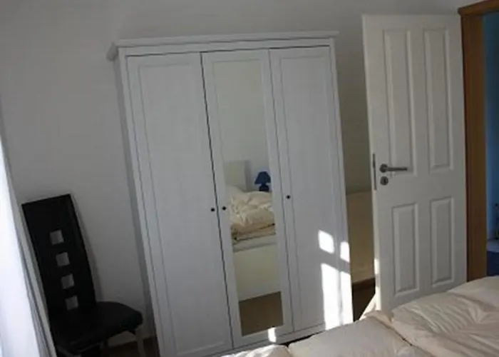 1066 App 1 In Tossens דירה