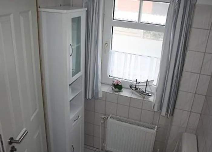 1066 App 1 In Tossens דירה טוסנס